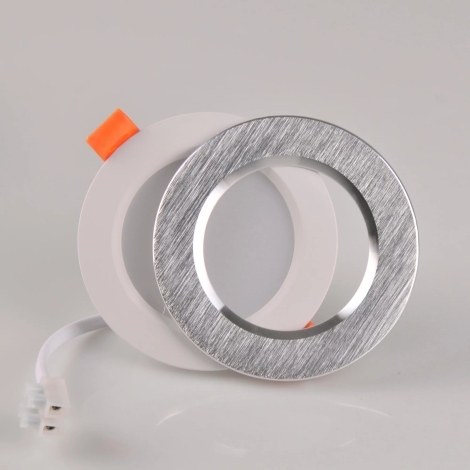 LED indbygningslampe ZOE LED/4,8W/230V sølvfarvet