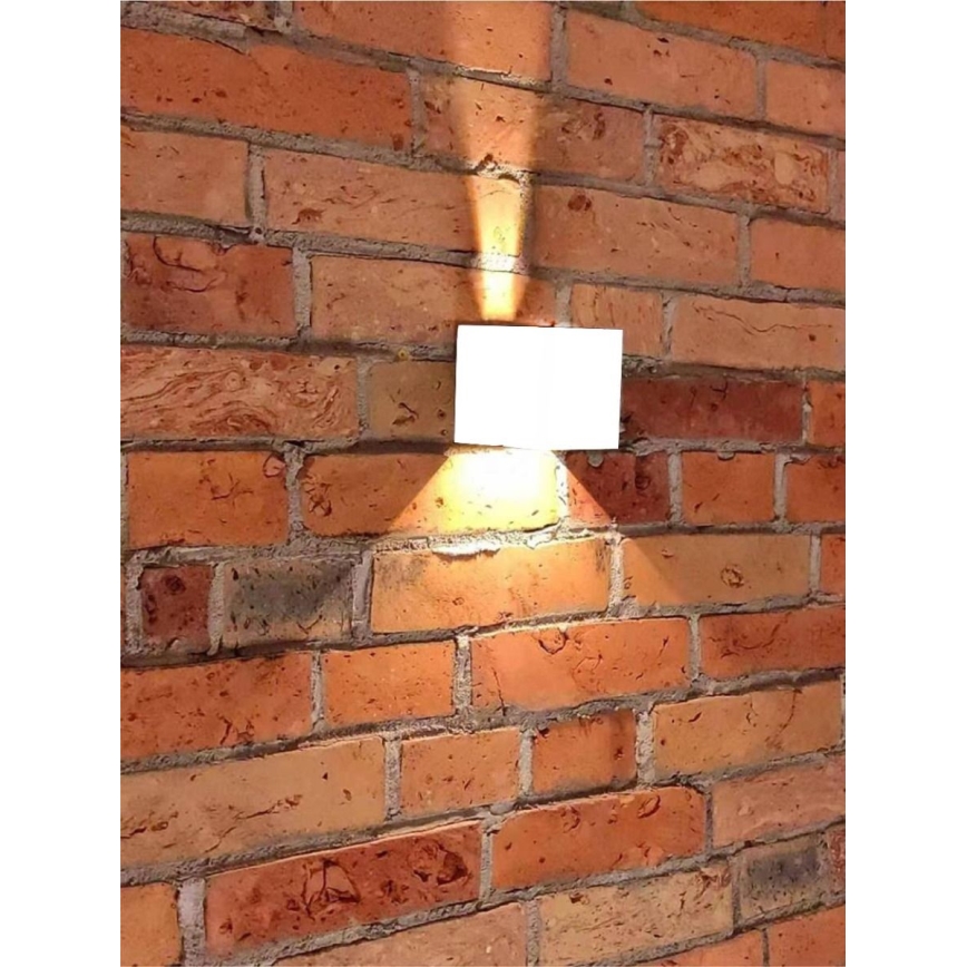 Udendørs LED væglampe 2xLED/3W/230V IP54 hvid